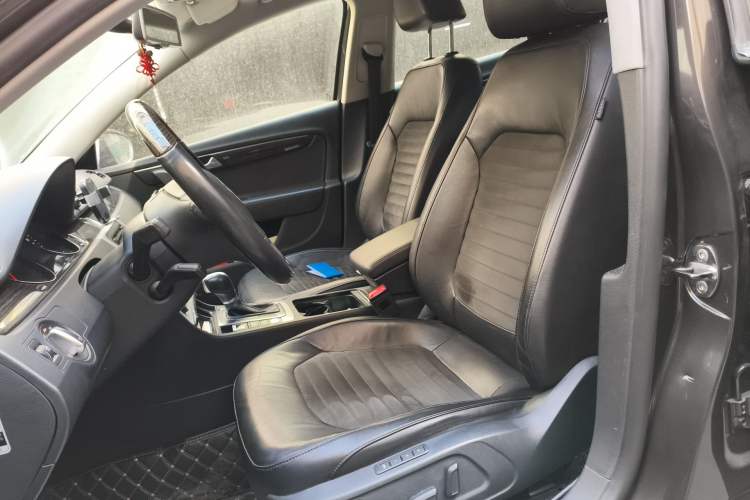 Used Volkswagen Magotan 2013 2.0 TSI Prestige Model Left Front Seat