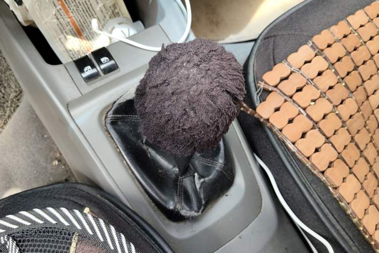 Used Chevrolet Sail 2010 Sedan 1.2L Manual Warm Edition Gear Lever