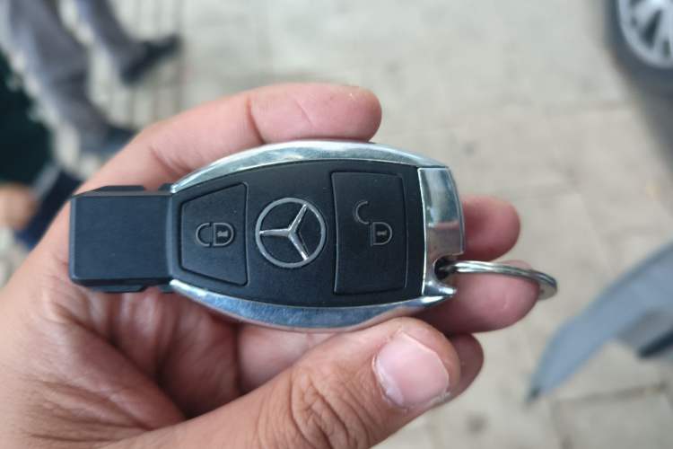 Used Mercedes-Benz GLK-Class 2011 GLK 300 4MATIC Dynamic Model