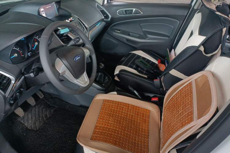 Used Ford EcoSport 2013 1.5L Manual Comfort Model Left Front Seat