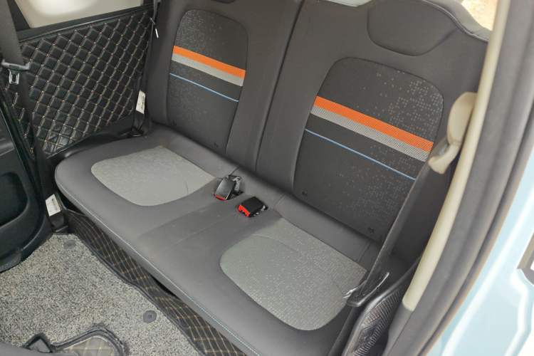 Used Wuling Hongguang MINIEV 2020 Freedom Version Lithium Iron Phosphate Left Rear Seat