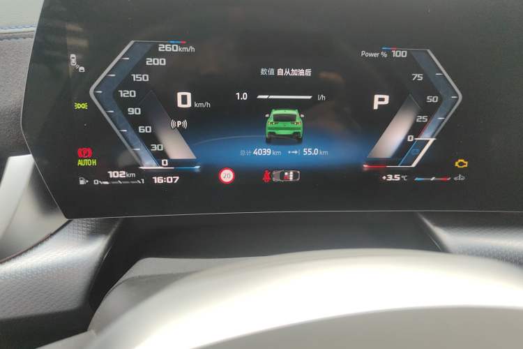 Used BMW X2 2024 M35i Odometer Close Up