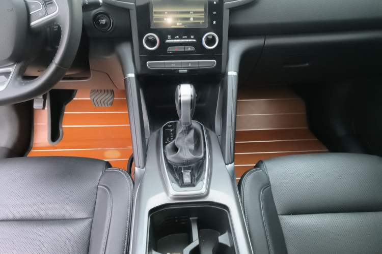 Used Renault Koleos 2017 2.5L Two-Wheel Drive Prestige Edition
