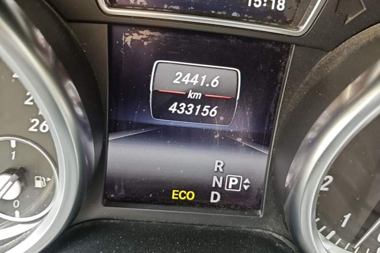 Used Mercedes-Benz M-Class 2014 ML 320 4MATIC
