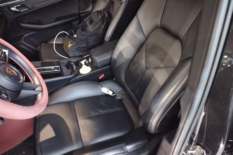 Used Porsche Macan 2023 Macan 2.0T
