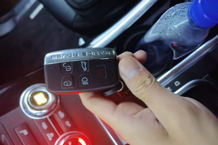 Used Land Rover Range Sport 2010 5.0 SC V8 HSE
