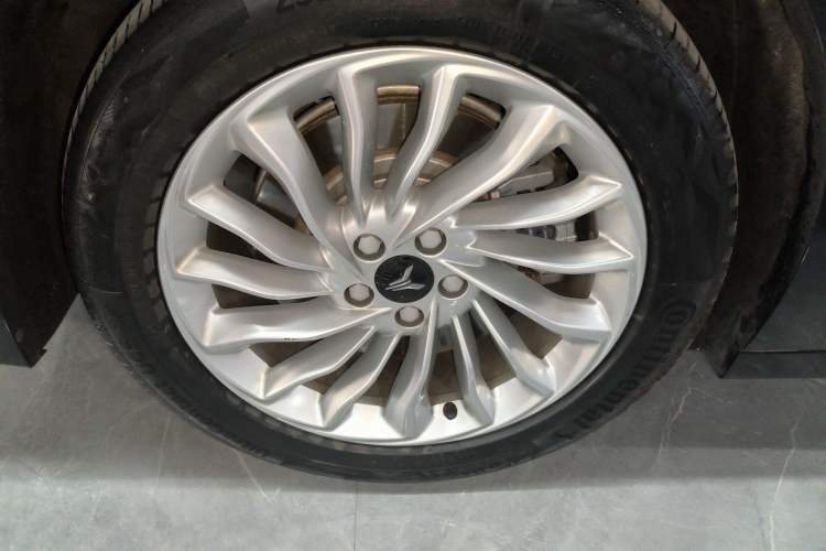 Used VOYAH Dream 2024 PHEV Extended-Range Premium Edition Right Rear Wheel Hub