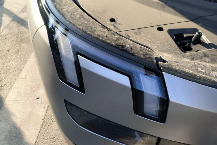 Used Lynk & Co 900 2025 2.0T Exploration Edition
