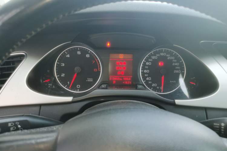 Used Audi A4L 2010 2.0 TFSI Comfort Edition
