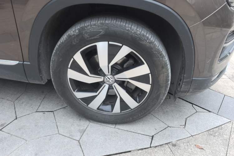 Used Volkswagen Tayron 2019 330TSI Two-Wheel Drive Luxury Model China VI Standard