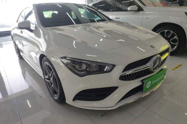 Used Mercedes-Benz CLA 2021 CLA 200 Front Right 45 Deg