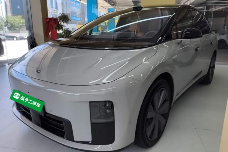 Used Li Auto i8 2025 Model Standard Version