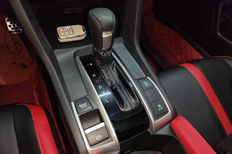 Used Honda Civic 2019 220TURBO CVT Dynamic Edition China VI Emission Standard Gear Lever