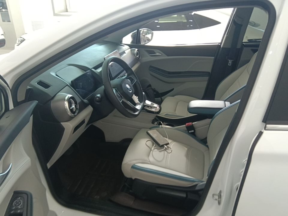 BYD Yuan Pro 2023 401 km Deluxe Version — снимка 18