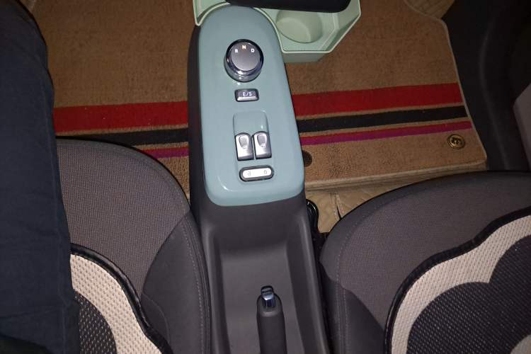 Used CHANGAN NEVO Lumin 2023 205km Xiangqin Version Gear Lever