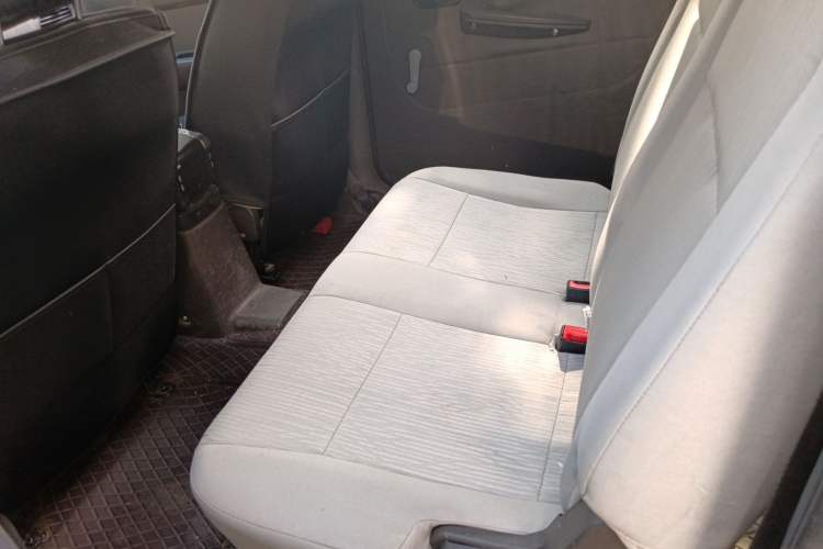 Used Wuling Hongguang 2018 1.5L Classic S Base Model Left Rear Seat