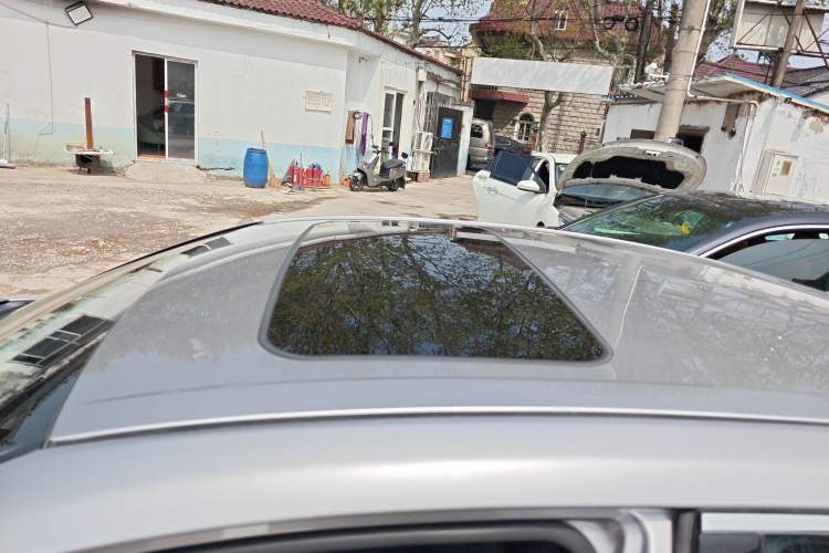 Used Toyota Avalon 2023 2.5L Luxury Edition Roof