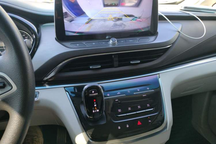 Used Buick GL8 2023 Land Executive Class Smart Enjoyment Model