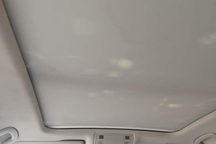 Used Volkswagen Sagitar 2019 280TSI DSG Comfort Version China VI Standard Headliner