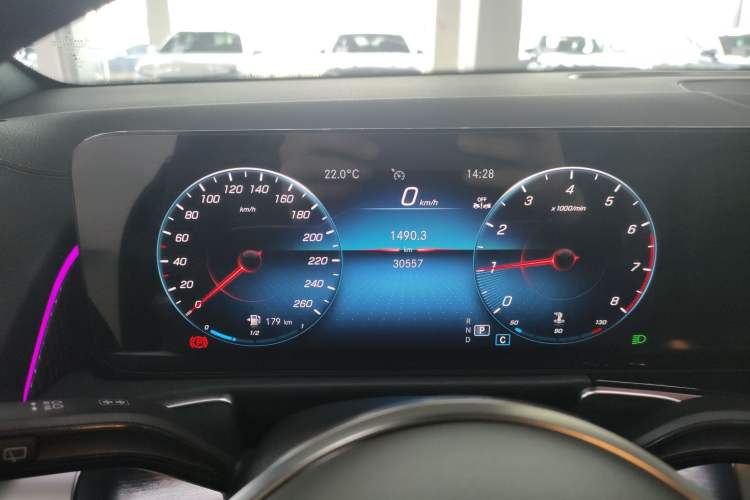 Used Mercedes-Benz GLB 2023 GLB 220 Fashion Model
