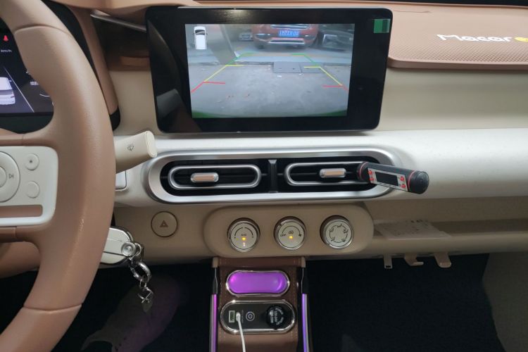 Used Wuling Hongguang MINIEV 2024 3rd Generation 215km Advanced Version Audio And AC Panel