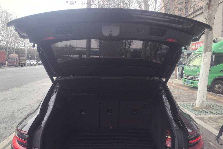 Used Porsche Macan 2017 Macan 2.0T