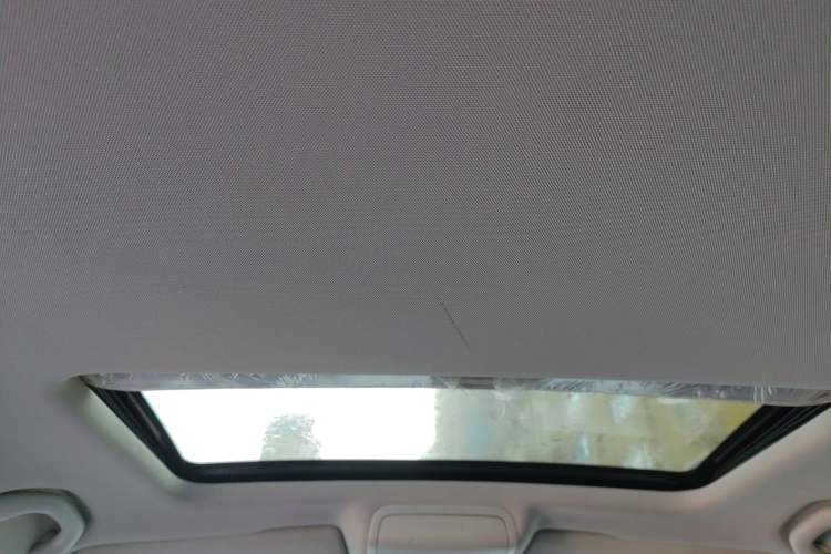 Used Volkswagen Sagitar 2015 1.6L Automatic Comfort Model
