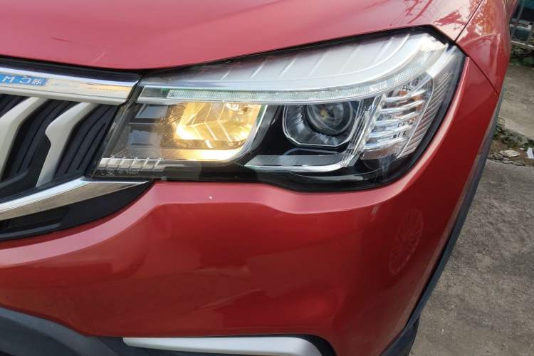 Used Brilliance V3 2017 1.5L Automatic Smart Version