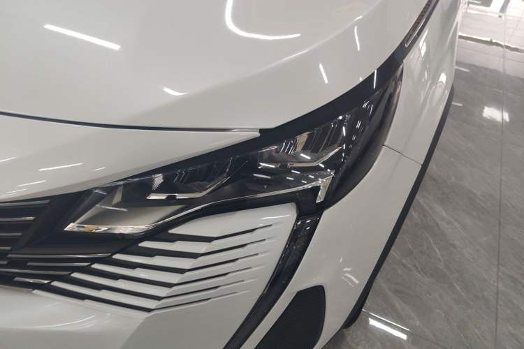 Used Peugeot 5008 2021 360THP 5-Seater Strength Edition Left Front Headlight