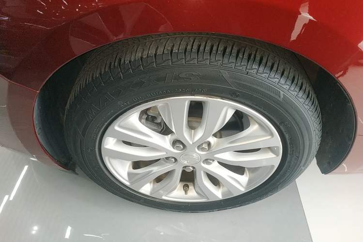 Used Buick GT 2021 Exemplar 1.5L Automatic Elite Version Left Front Wheel Hub