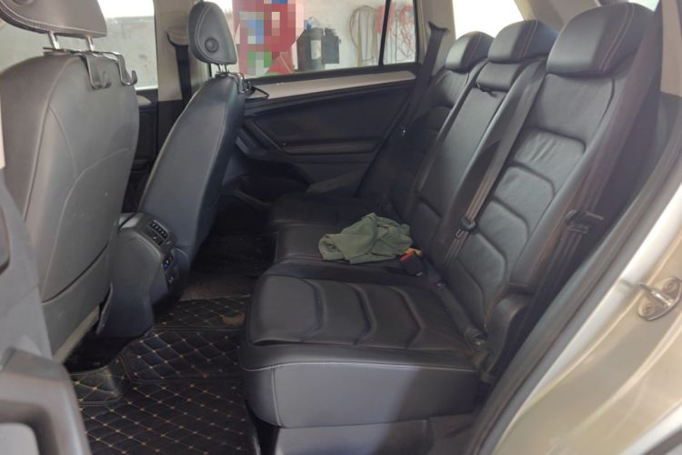 Used Volkswagen Tiguan L 2017 330TSI Automatic Two-Wheel Drive Luxury Edition
