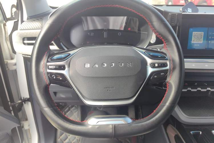 Used Baojun RM-5 2019 1.5T CVT 24-Hour Online Luxury Version 6 Seats Steering Wheel