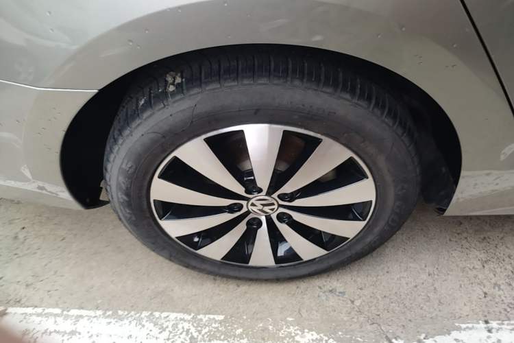 Used Volkswagen Sagitar 2017 230TSI Automatic Comfort Version