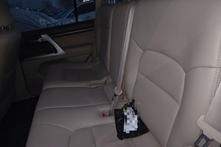 Used Toyota Land Cruiser 