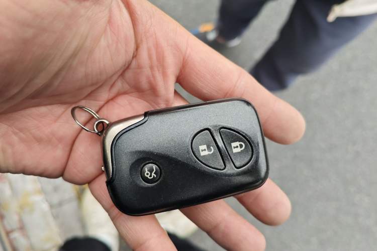 Used Lexus ES 2010 240 Elegant Edition Vehicle Key