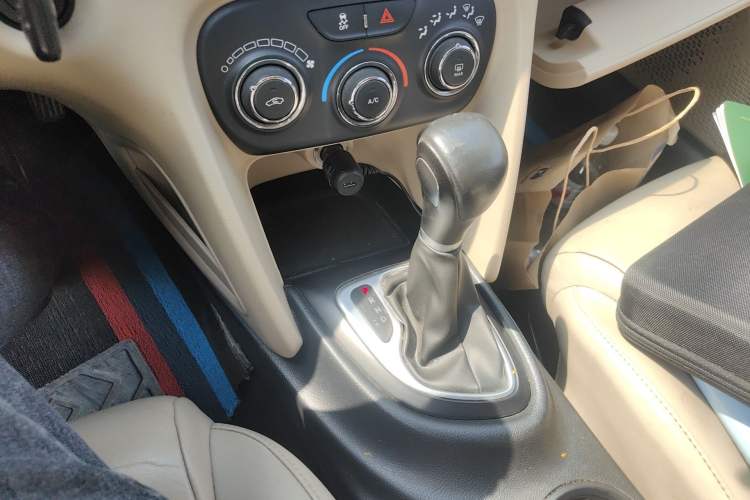 Used Fiat Viaggio 2012 1.4T Automatic Enjoyment Edition