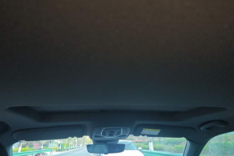 Used MG 7 2023 2.0T Automatic Hunter Luxury Edition Headliner