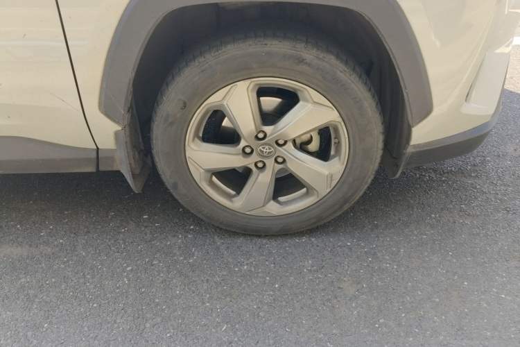 Used Toyota RAV4 2020 2.0L CVT Two-Wheel Drive Fashion Edition