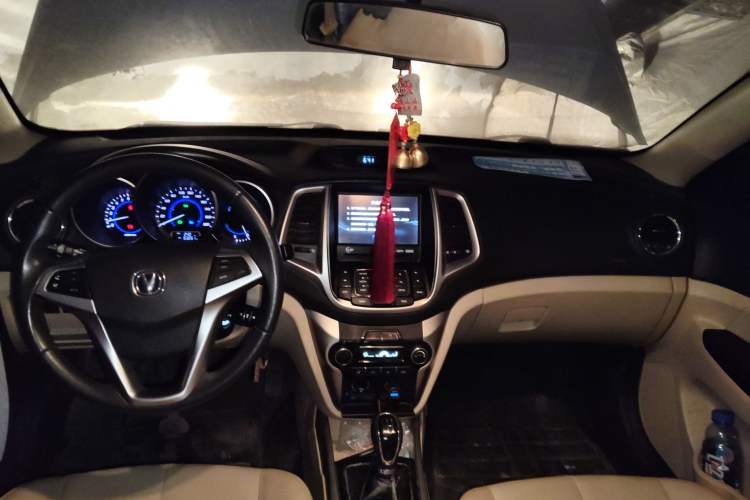 Used Changan Eado 2015 1.6L Manual Luxury Model China V Standard
