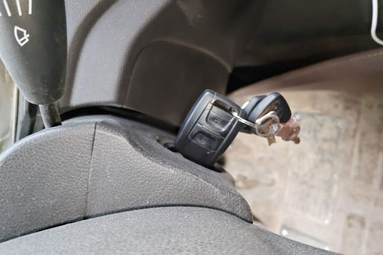 Used Wuling Hongguang V 2019 1.5L Jingqu Version China VI LAR