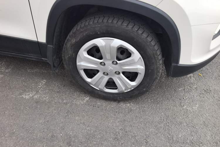 Used Baojun 510 2017 1.5L manual Comfort trim
