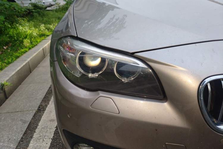 Used BMW 5 Series 2017 520Li Elegant Edition Right Front Headlight