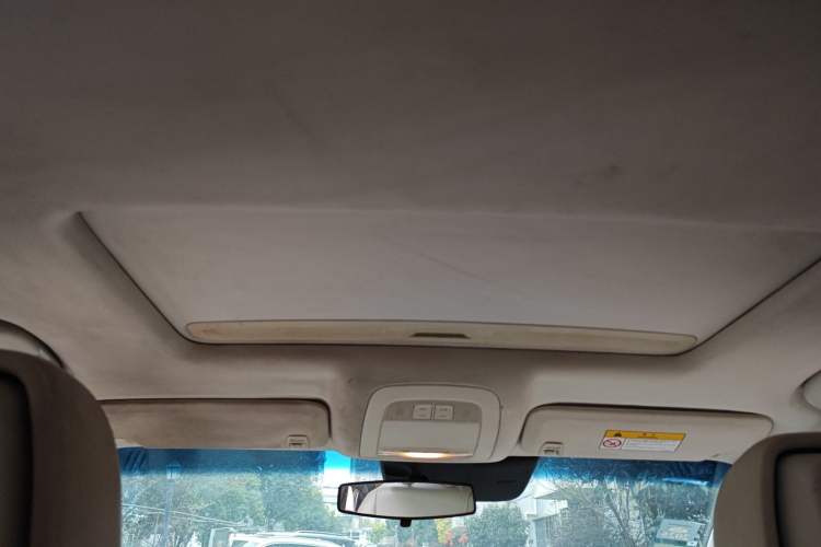 Used Roewe e950 2017 50T Hybrid Connect Flagship Edition