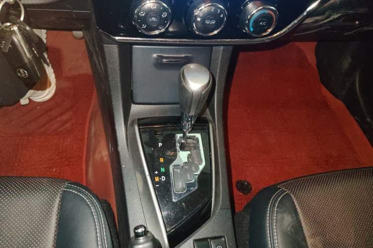 Used Toyota Corolla 2017 1.2T CVT GL Gear Lever