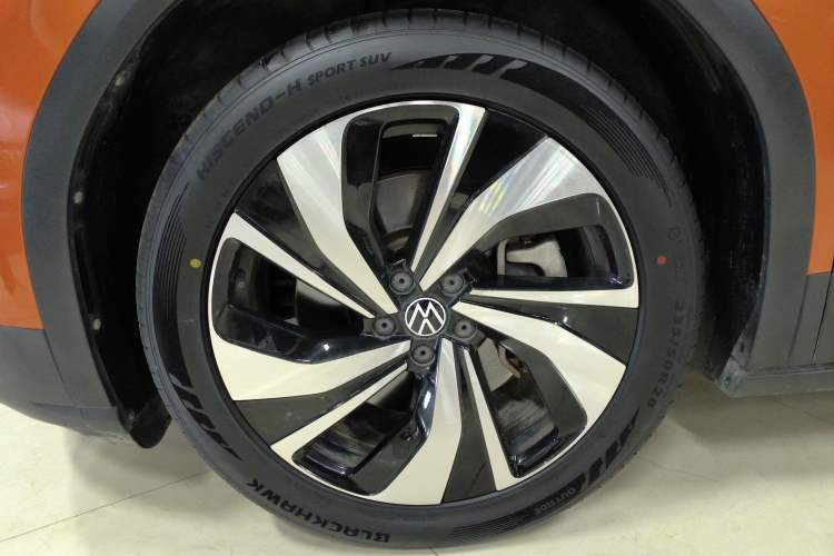 Used Volkswagen ID.6 CROZZ 2021 Long-Range PURE+ Edition
