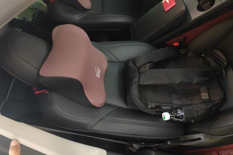 Used Tesla Model Y 2021 Long-Range All-Wheel-Drive Version