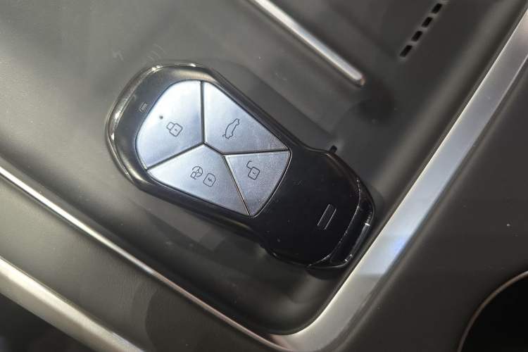 Used XPeng G9 2025 625 Long-Range Max Vehicle Key