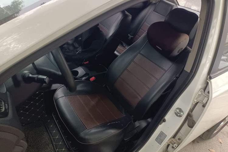 Used Kia Forte 2012 1.6L AT GL Commemorative Edition Left Front Seat