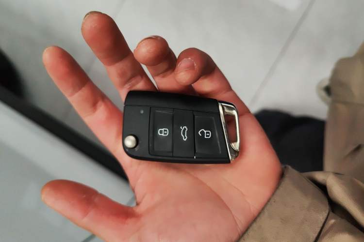 Used Volkswagen Tharu 2023 300TSI Two-Wheel-Drive Moonlight Edition Interior 1