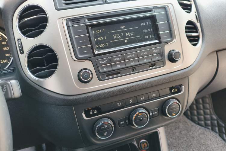 Used Volkswagen Tiguan L 2013 1.8 TSI Automatic Two-Wheel Drive Comfort Edition
